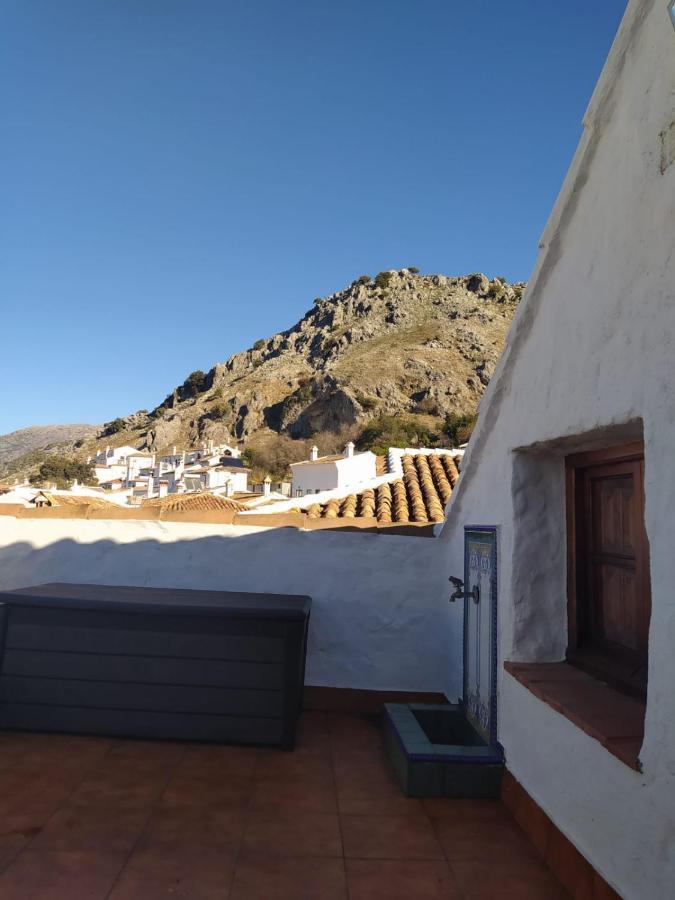 La Casita De Betania Villa Benaocaz Exteriör bild