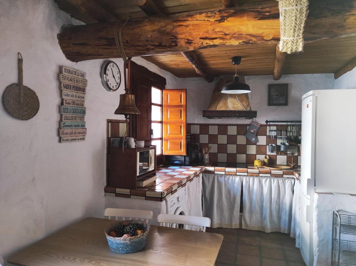 La Casita De Betania Villa Benaocaz Exteriör bild