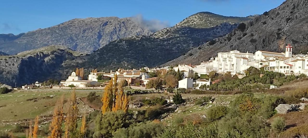 La Casita De Betania Villa Benaocaz Exteriör bild